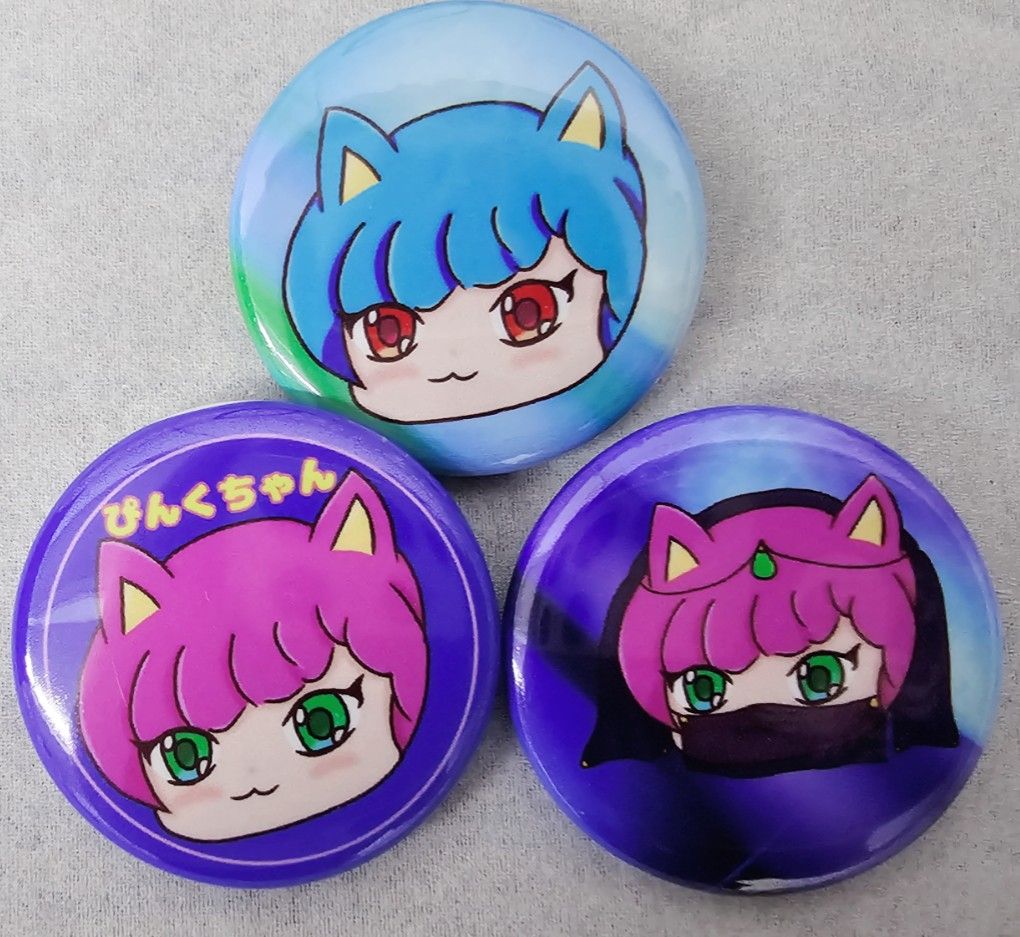 ぴんくちゃんとぶるーちゃんの缶バッジ